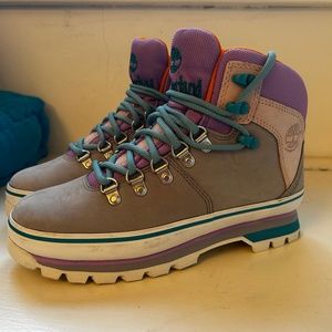 Timberland boots pastel